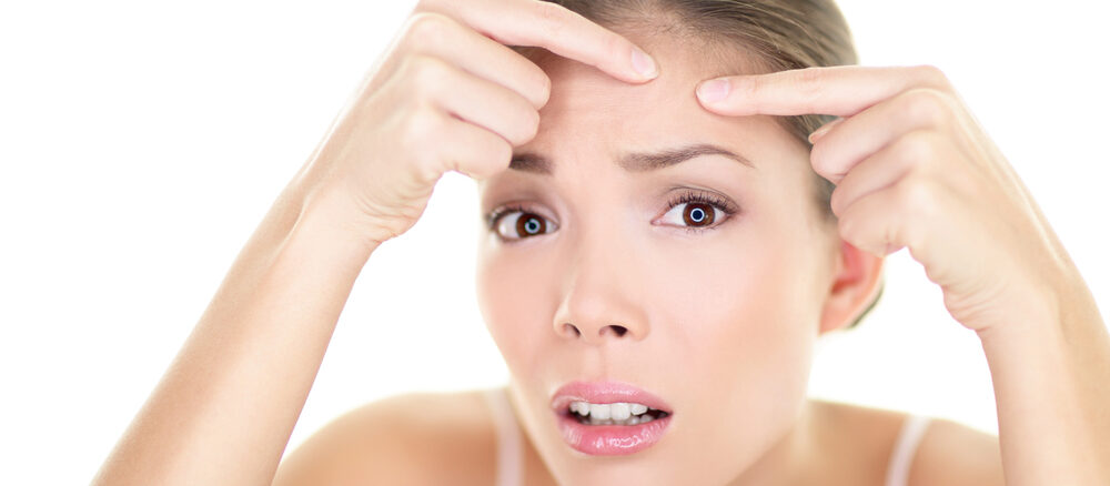 Mitesser loswerden: Der komplette Hautpflege-Fahrplan für Zuhause